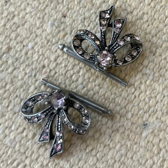 Vintage Pomerantz Bow Shaped Pink Rhinestone Women’s Cufflinks 
7/8" x 7/8". - Picture 2 of 6